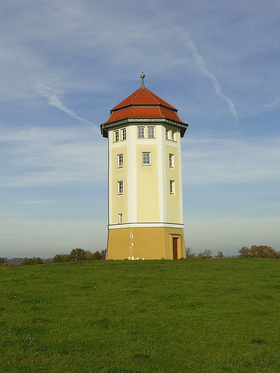 Fenster-Fachbetriebe in Abtsgmünd: Wasserturm – Foto: Steffen Felger Fenster-Fachbetriebe in Abtsgmünd: Wasserturm