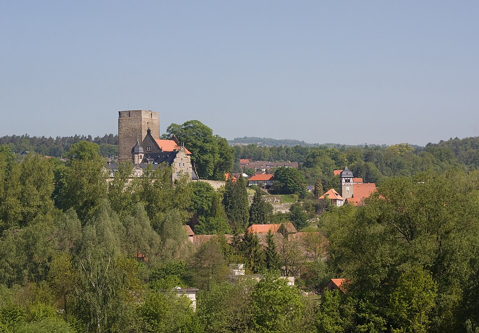 Fenster-Fachbetriebe in Adelebsen: Burg – Foto: Johan Bakker Fenster-Fachbetriebe in Adelebsen: Burg