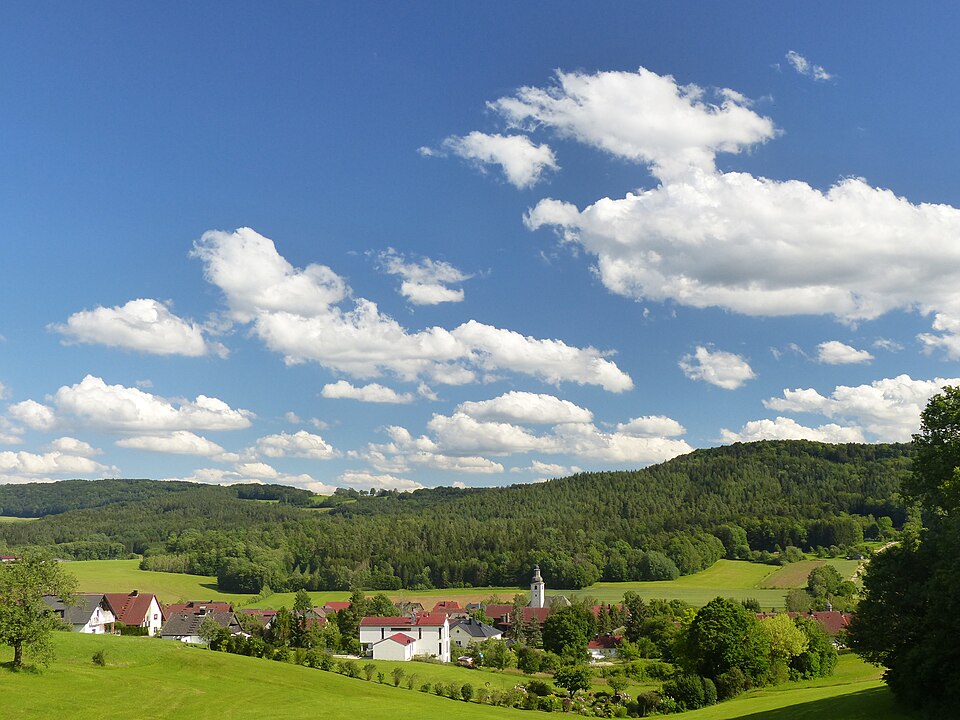 Kirchahorn in Ahorntal – Fenster-Gurus vermittelt Fachbetriebe in Ahorntal