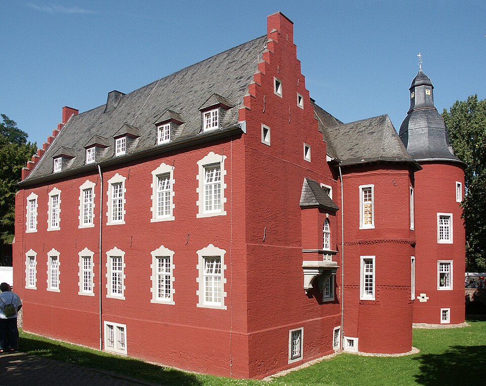Fenster-Fachbetriebe in Alsdorf: Burg – Foto: sodele Fenster-Fachbetriebe in Alsdorf: Burg