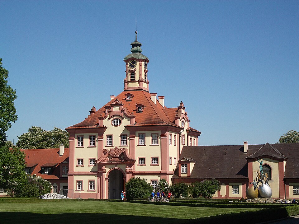 Schloss Torgebaeude in Altshausen – Fenster-Gurus vermittelt Fachbetriebe in Altshausen