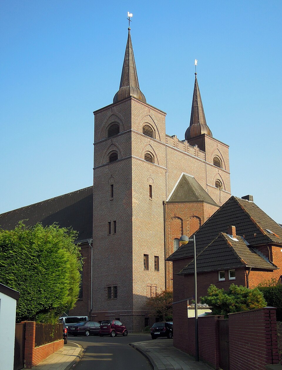 Fenster-Fachbetriebe in Baesweiler: Kirche