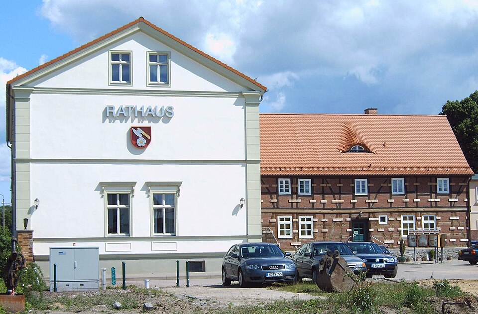 Fenster-Fachbetriebe in Barleben: Rathaus