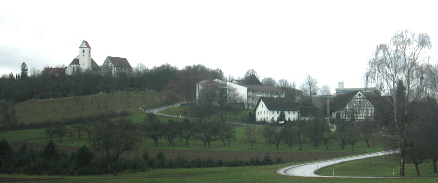 Fenster-Gurus in Berg – Ansicht von Berg
