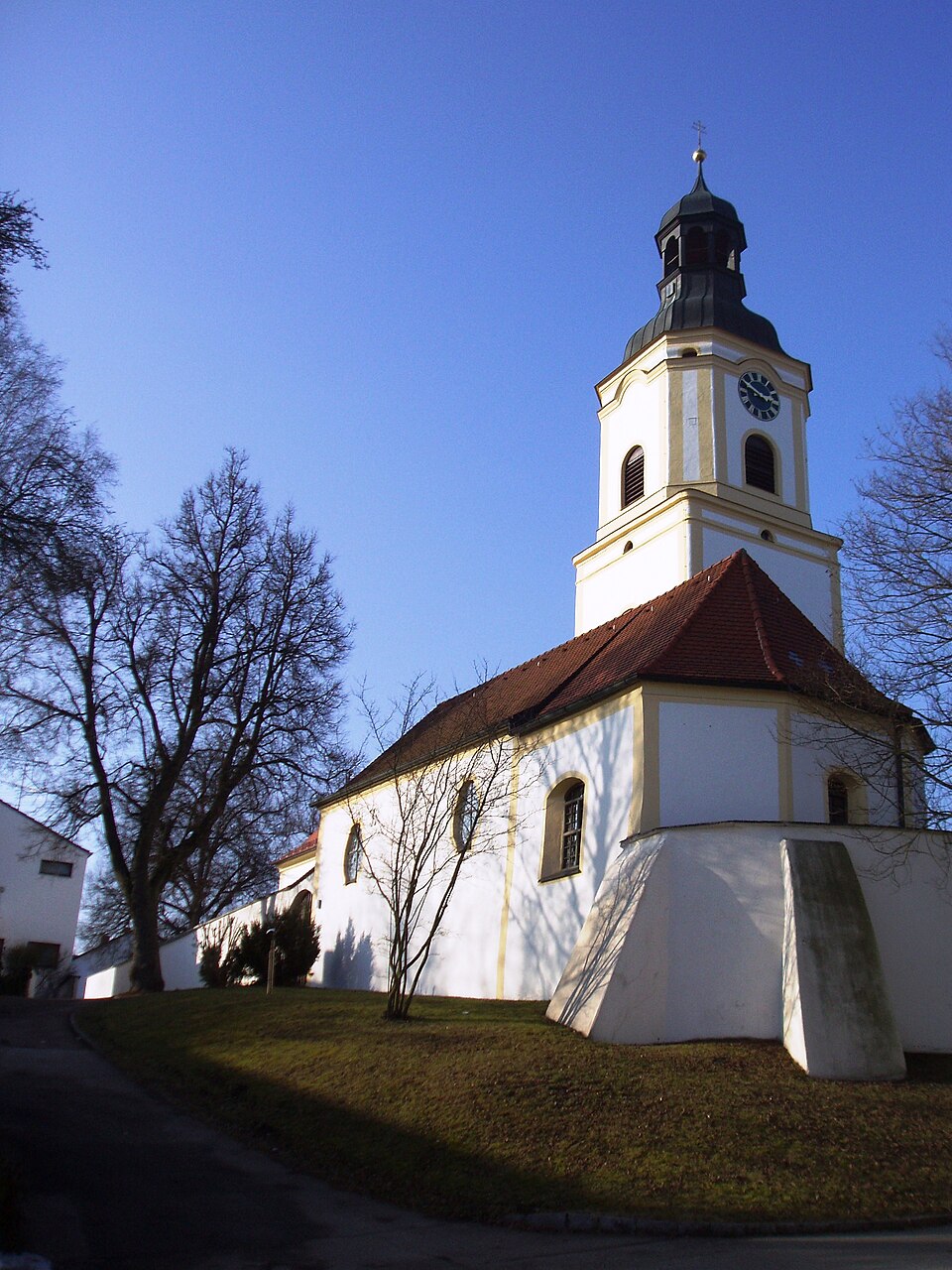 Kirche in Bergheim – Fenster-Gurus vermittelt Fachbetriebe in Bergheim