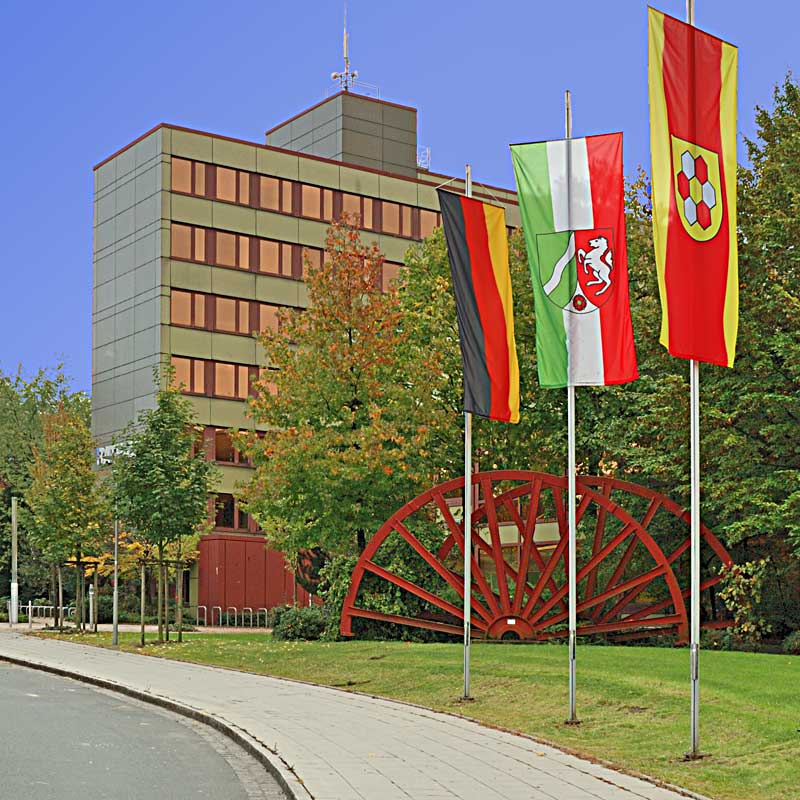 Fenster-Fachbetriebe in Bergkamen: Rathaus – Foto: Reinhard Hunscher Fenster-Fachbetriebe in Bergkamen: Rathaus
