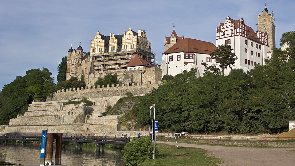Fenster-Fachbetriebe in Bernburg (Saale): Schloss