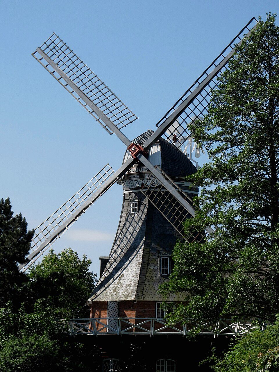 Fenster-Gurus in Bönebüttel – Windmühle (Foto: VentiAmica) Windmühle in Bönebüttel – Fenster-Gurus vermittelt Fachbetriebe in Bönebüttel