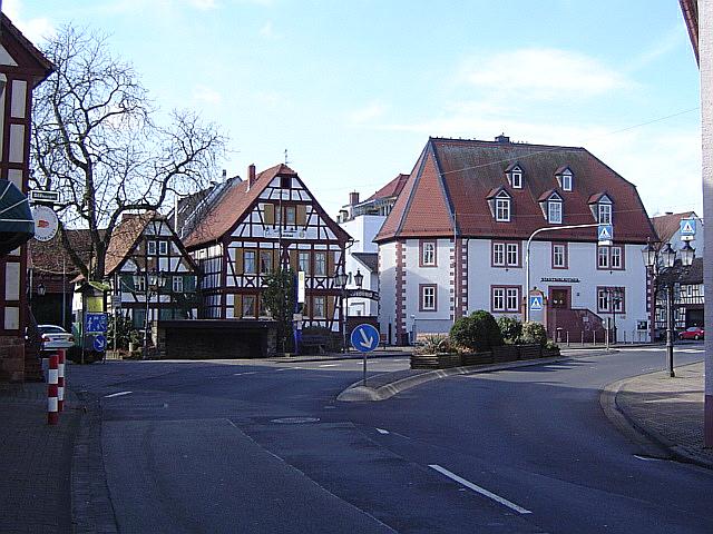 Fenster-Fachbetriebe in Bruchköbel: Marktplatz