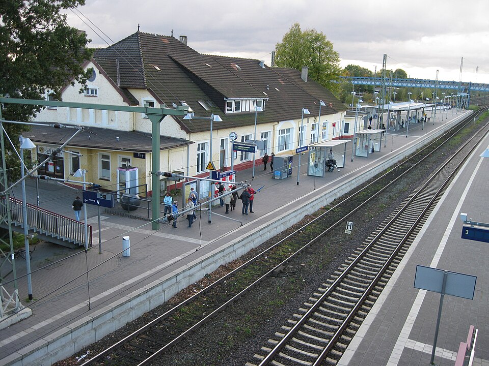 Fenster-Fachbetriebe in Buchholz in der Nordheide: Bahnhof – Foto: Poul Krogsgård Fenster-Fachbetriebe in Buchholz in der Nordheide: Bahnhof