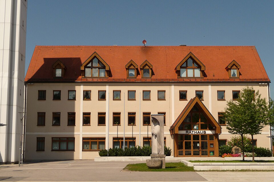 Fenster-Fachbetriebe in Burgkirchen an der Alz: Rathaus