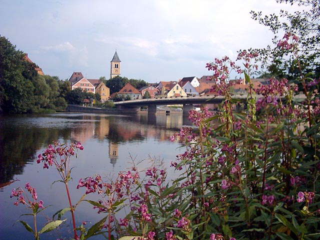 Fenster-Fachbetriebe in Burglengenfeld: Naabblick-pithiviersbruecke