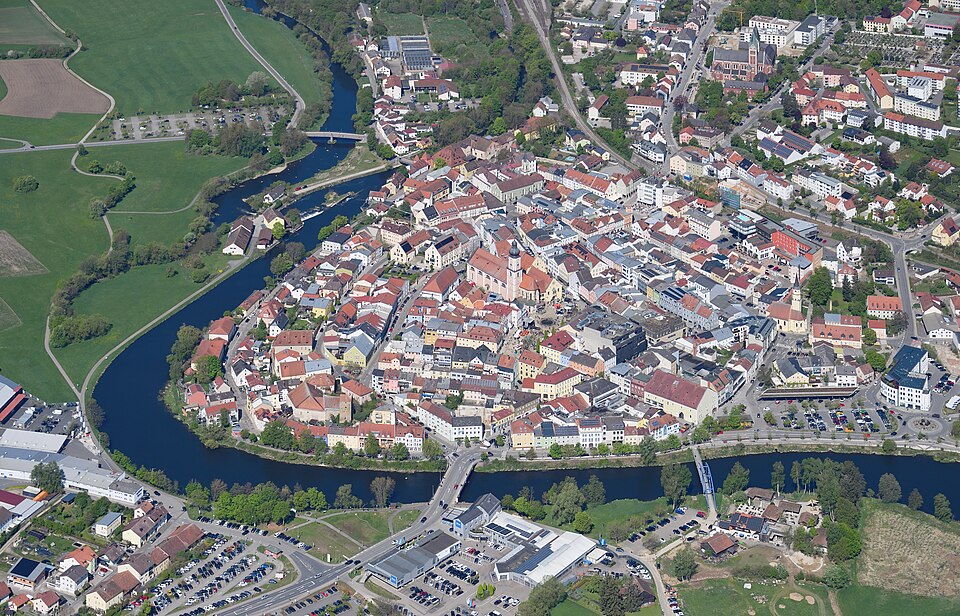Fenster-Fachbetriebe in Cham: Stadtansicht – Foto: Carsten Steger Fenster-Fachbetriebe in Cham: Stadtansicht