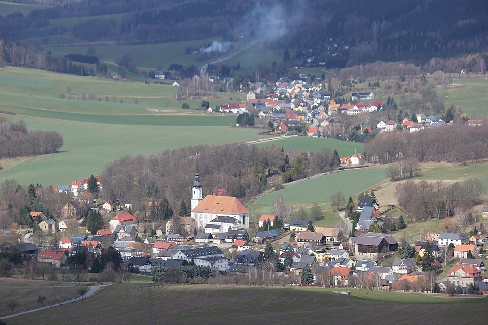 Fenster-Fachbetriebe in Cunewalde: Stadtansicht – Foto: Julian Nyča Fenster-Fachbetriebe in Cunewalde: Stadtansicht