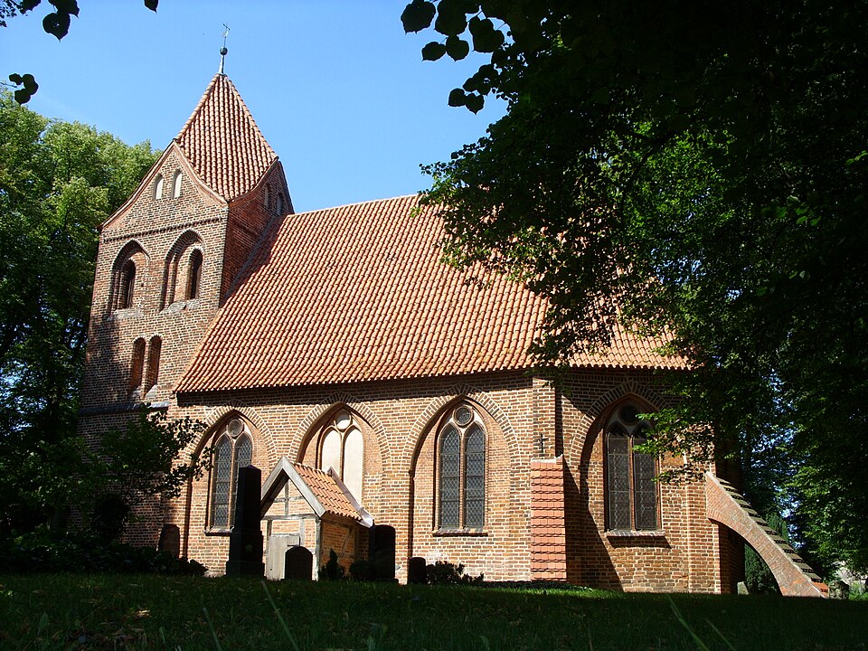 Kirche in Dorf Mecklenburg – Fenster-Gurus vermittelt Fachbetriebe in Dorf Mecklenburg