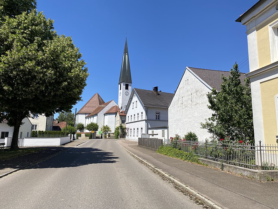Fenster-Gurus in Eitensheim – Ansicht von Eitensheim (Foto: wuppertaler) Fenster-Gurus in Eitensheim – Ansicht von Eitensheim