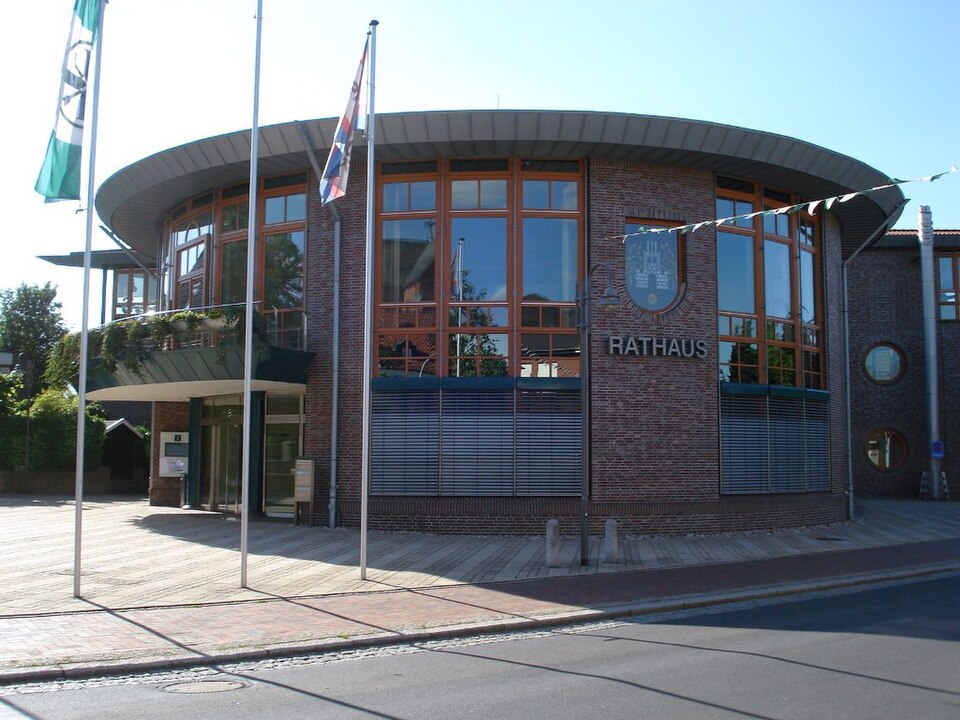 Fenster-Fachbetriebe in Emstek: Rathaus – Foto: Dirk urbansky Fenster-Fachbetriebe in Emstek: Rathaus