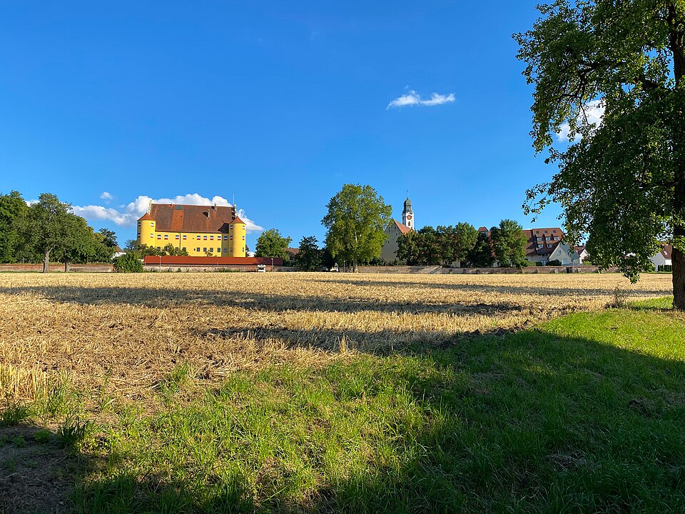 Fenster-Fachbetriebe in Erbach: Schloss und Pfarrkirche