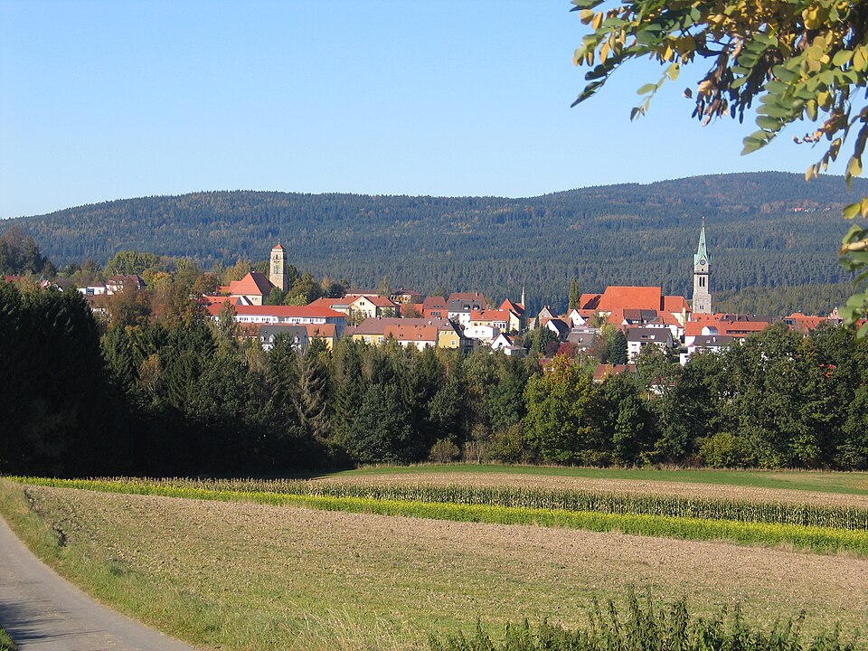 Fenster-Fachbetriebe in Erbendorf: Stadtansicht