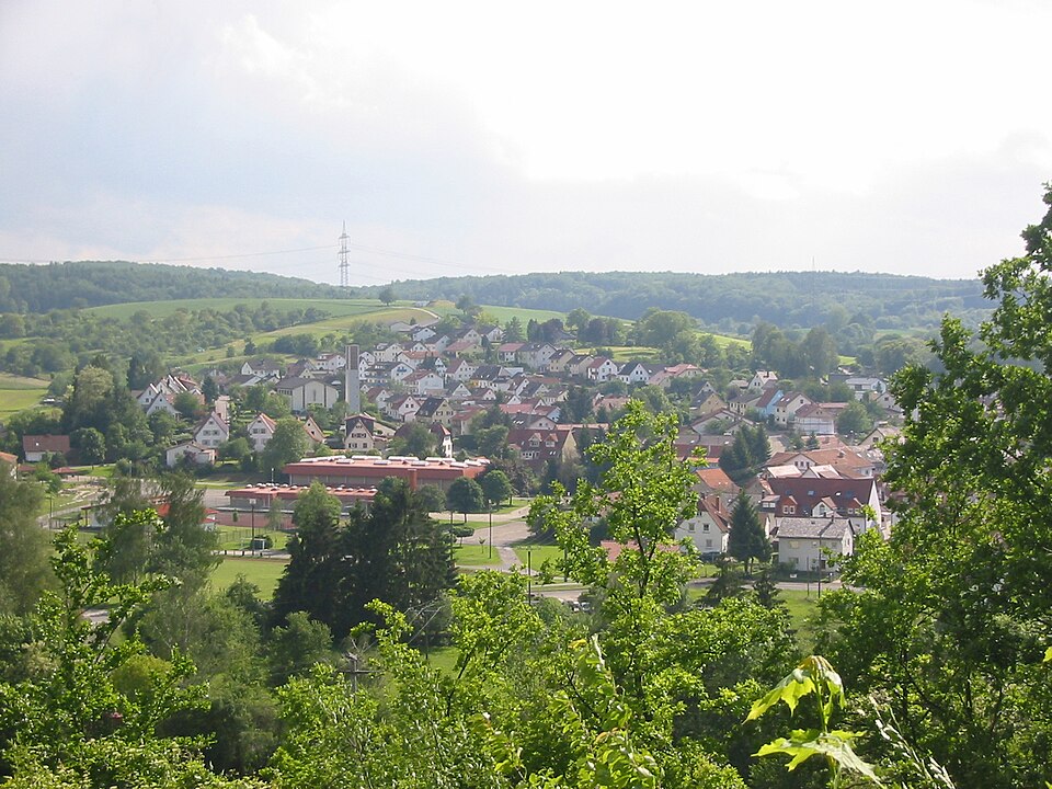 Fenster-Gurus in Eschelbronn – Panorama (Foto: User:Nicor) Panorama in Eschelbronn – Fenster-Gurus vermittelt Fachbetriebe in Eschelbronn