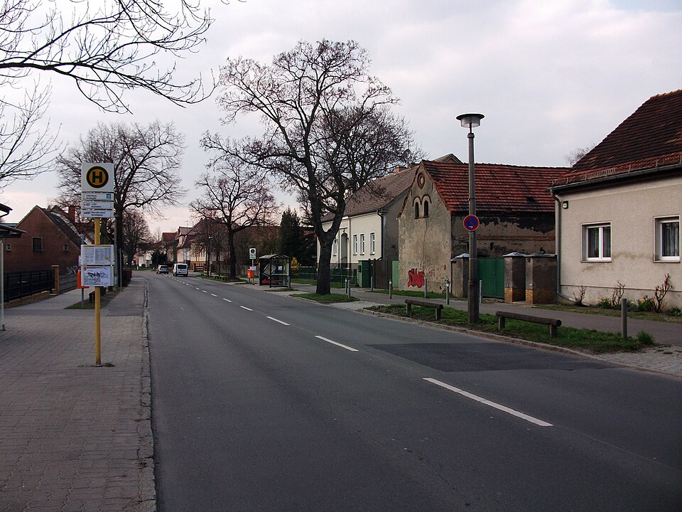Fenster-Fachbetriebe in Falkenberg: Clp Dorfstraße – Foto: Christian Liebscher Fenster-Fachbetriebe in Falkenberg: Clp Dorfstraße