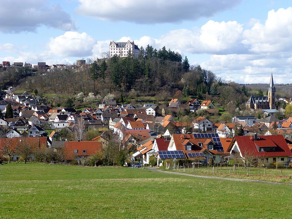 Fenster-Gurus in Fischbachtal – Ansicht von Fischbachtal (Foto: Muck) Fenster-Gurus in Fischbachtal – Ansicht von Fischbachtal