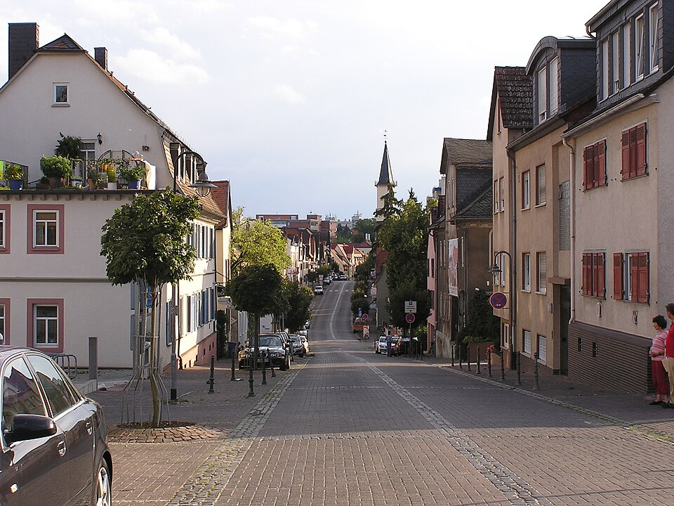 Fenster-Fachbetriebe in Friedrichsdorf: TS Hugenottenstrasse – Foto: MdE Fenster-Fachbetriebe in Friedrichsdorf: TS Hugenottenstrasse