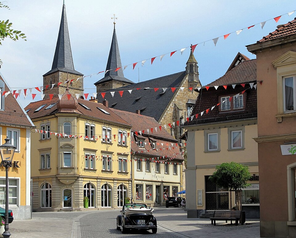 Fenster-Fachbetriebe in Gerolzhofen: GEO Marktstraße – Foto: Bbb Fenster-Fachbetriebe in Gerolzhofen: GEO Marktstraße
