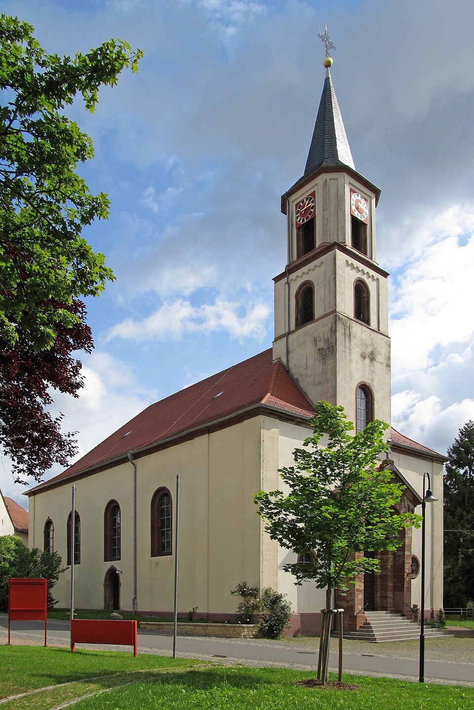 Fenster-Fachbetriebe in Gersheim: Pfarrkirche