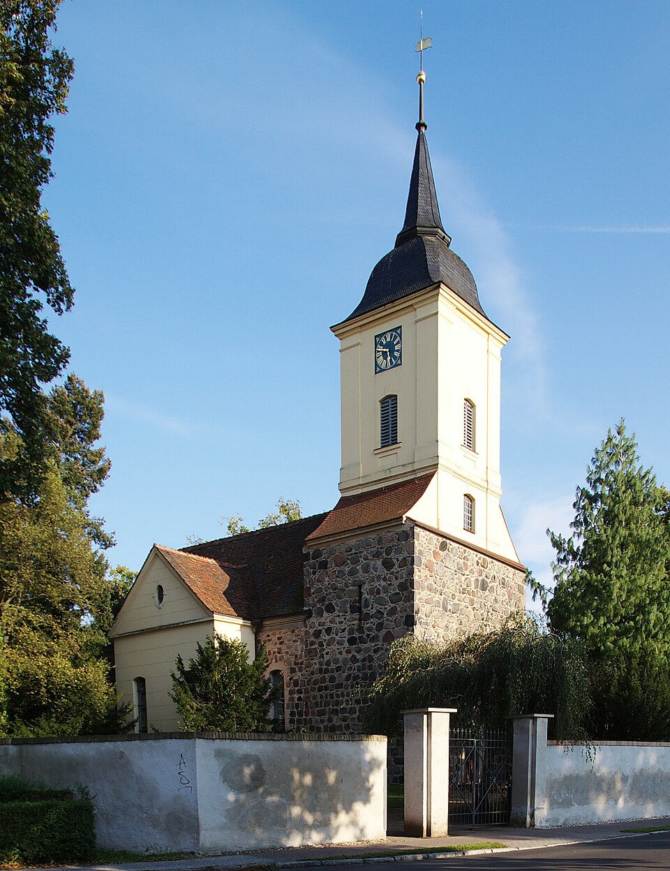 Fenster-Fachbetriebe in Groß Kreutz: GrK KircheK