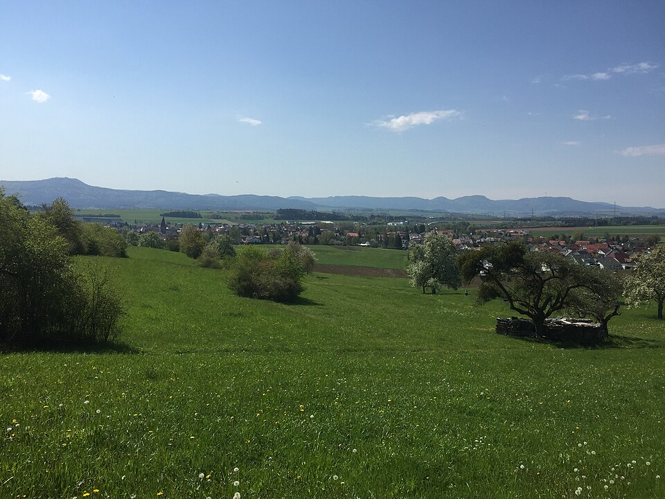 Fenster-Gurus in Grosselfingen – Panorama (Foto: Zollernalb) Panorama in Grosselfingen – Fenster-Gurus vermittelt Fachbetriebe in Grosselfingen