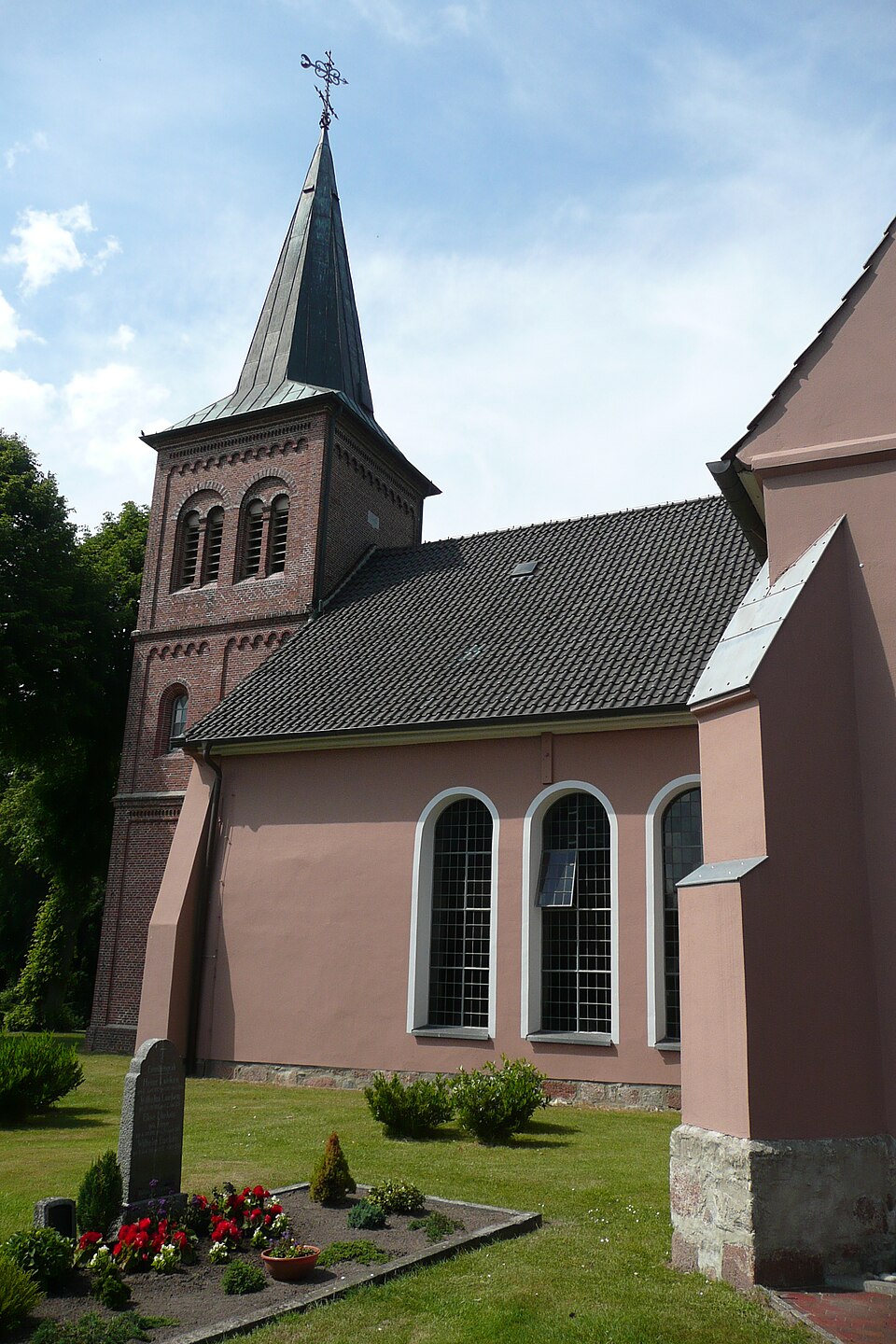 Fenster-Fachbetriebe in Großenkneten: Großenkneter Kirche