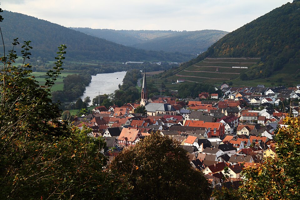 Fenster-Fachbetriebe in Großheubach: Stadtansicht – Foto: Maulaff Fenster-Fachbetriebe in Großheubach: Stadtansicht