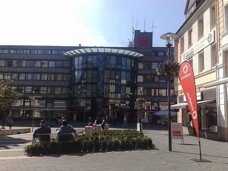 Fenster-Fachbetriebe in Gummersbach: Stadtansicht – Foto: Salva88 Fenster-Fachbetriebe in Gummersbach: Stadtansicht