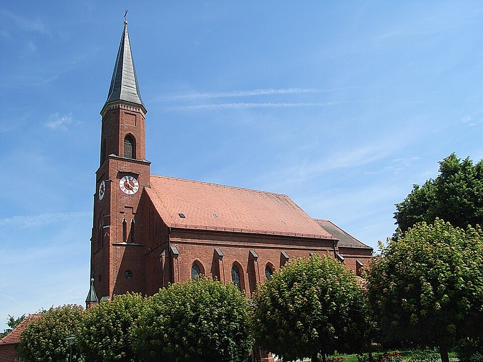 Pfarrkirche in Hebertsfelden – Fenster-Gurus vermittelt Fachbetriebe in Hebertsfelden