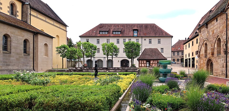 Fenster-Fachbetriebe in Heilsbronn: Konventhaus, Münster – Foto: Burkhard Mücke Fenster-Fachbetriebe in Heilsbronn: Konventhaus, Münster
