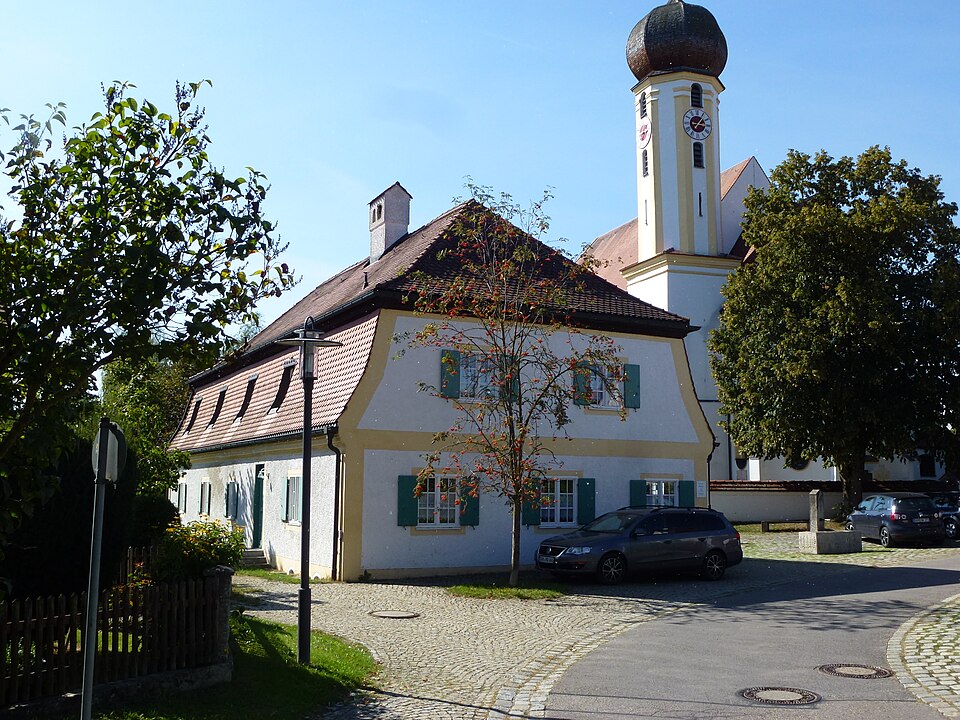 Kirchstr in Hilgertshausen-Tandern – Fenster-Gurus vermittelt Fachbetriebe in Hilgertshausen-Tandern