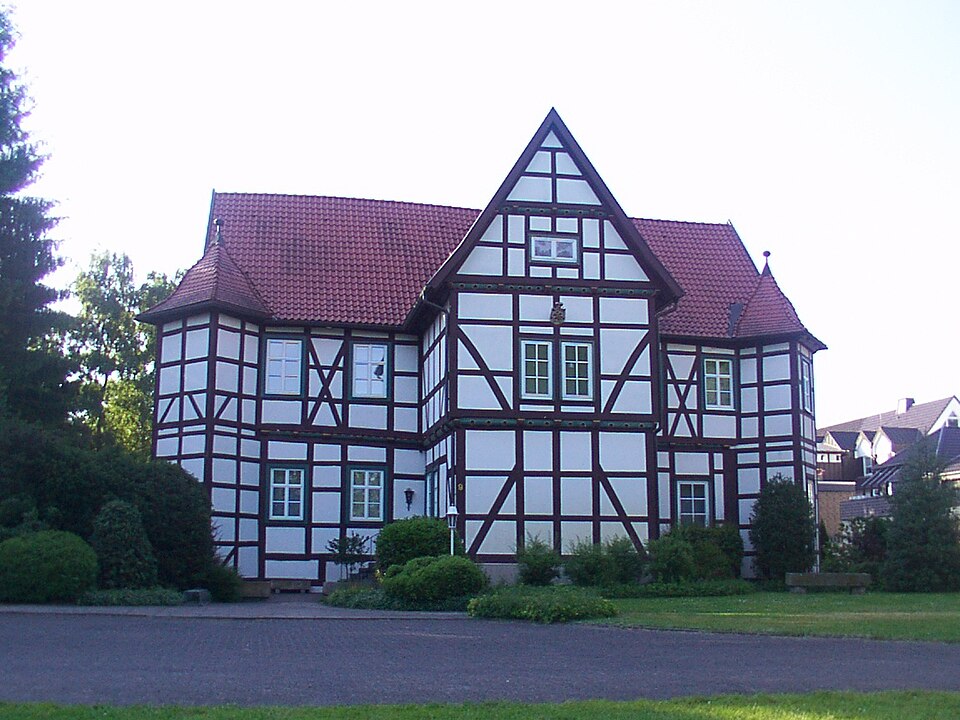 Fenster-Fachbetriebe in Hövelhof: Ehem.fuerstb.Jagdschloss