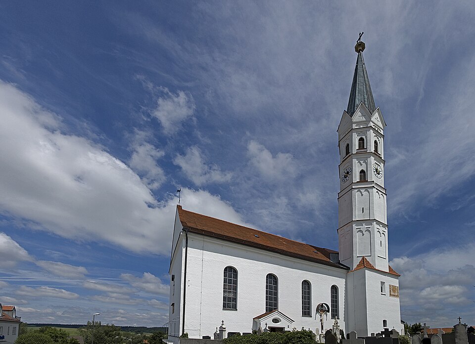 Pfarrkirche in Hohenkammer – Fenster-Gurus vermittelt Fachbetriebe in Hohenkammer