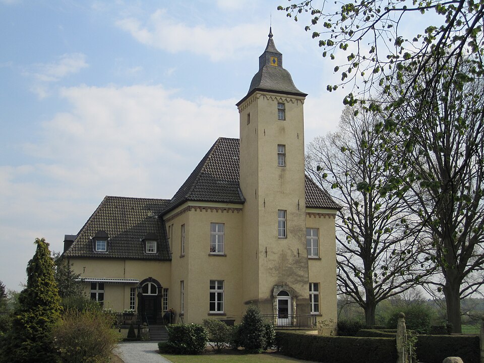 Fenster-Fachbetriebe in Hünxe: Haus – Foto: Maschinenjunge Fenster-Fachbetriebe in Hünxe: Haus