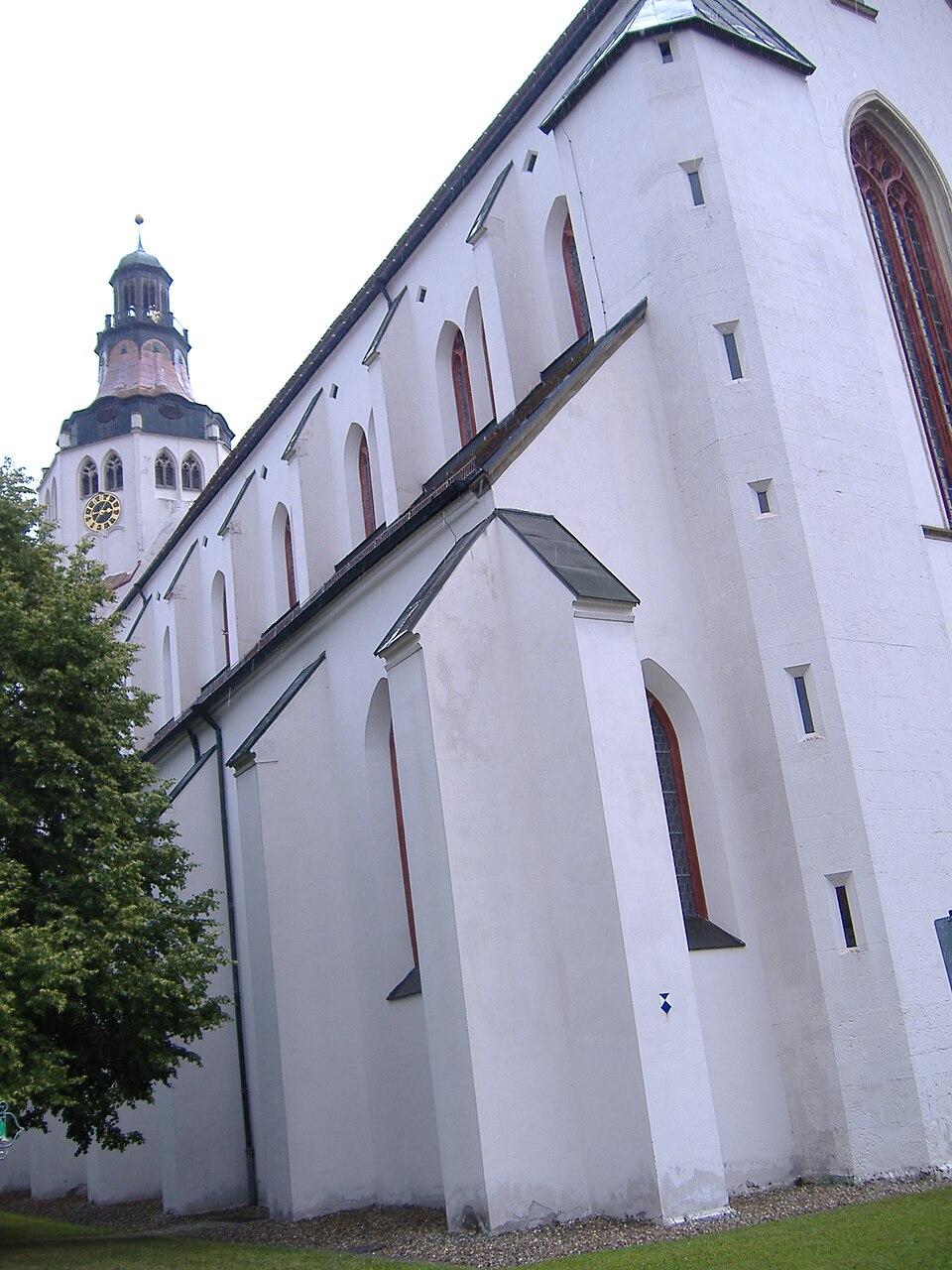 Fenster-Gurus in Kaisheim – Klosterkirche (Foto: Manfi. B) Klosterkirche in Kaisheim – Fenster-Gurus vermittelt Fachbetriebe in Kaisheim