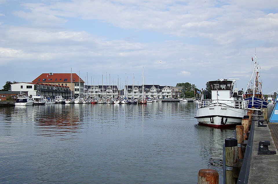 Hafen in Karlshagen – Fenster-Gurus vermittelt Fachbetriebe in Karlshagen