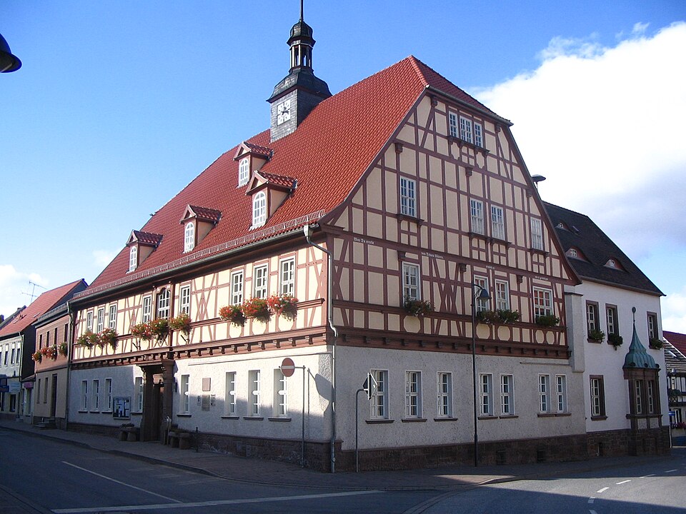 Rathaus in Kelbra – Fenster-Gurus vermittelt Fachbetriebe in Kelbra