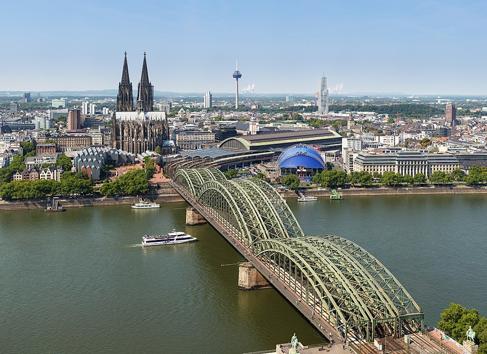 Fenster-Fachbetriebe in Köln: Stadtbild