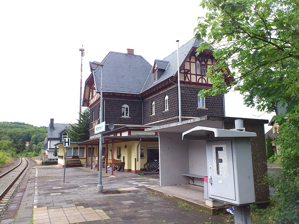 Bahnhof in Kottenheim – Fenster-Gurus vermittelt Fachbetriebe in Kottenheim