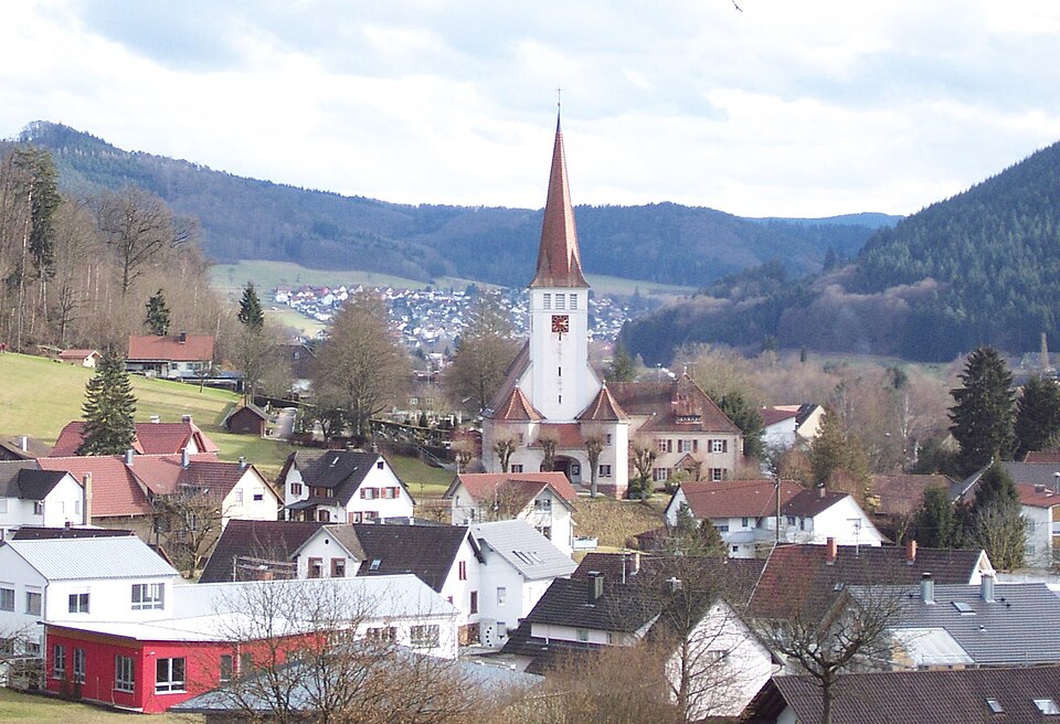 Fenster-Fachbetriebe in Lahr/Schwarzwald: Kuhbach b. Lahr, Ortsansicht mit Pfarrkirche