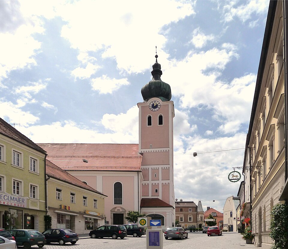 Fenster-Fachbetriebe in Landau an der Isar: Stadtpfarrkirche
