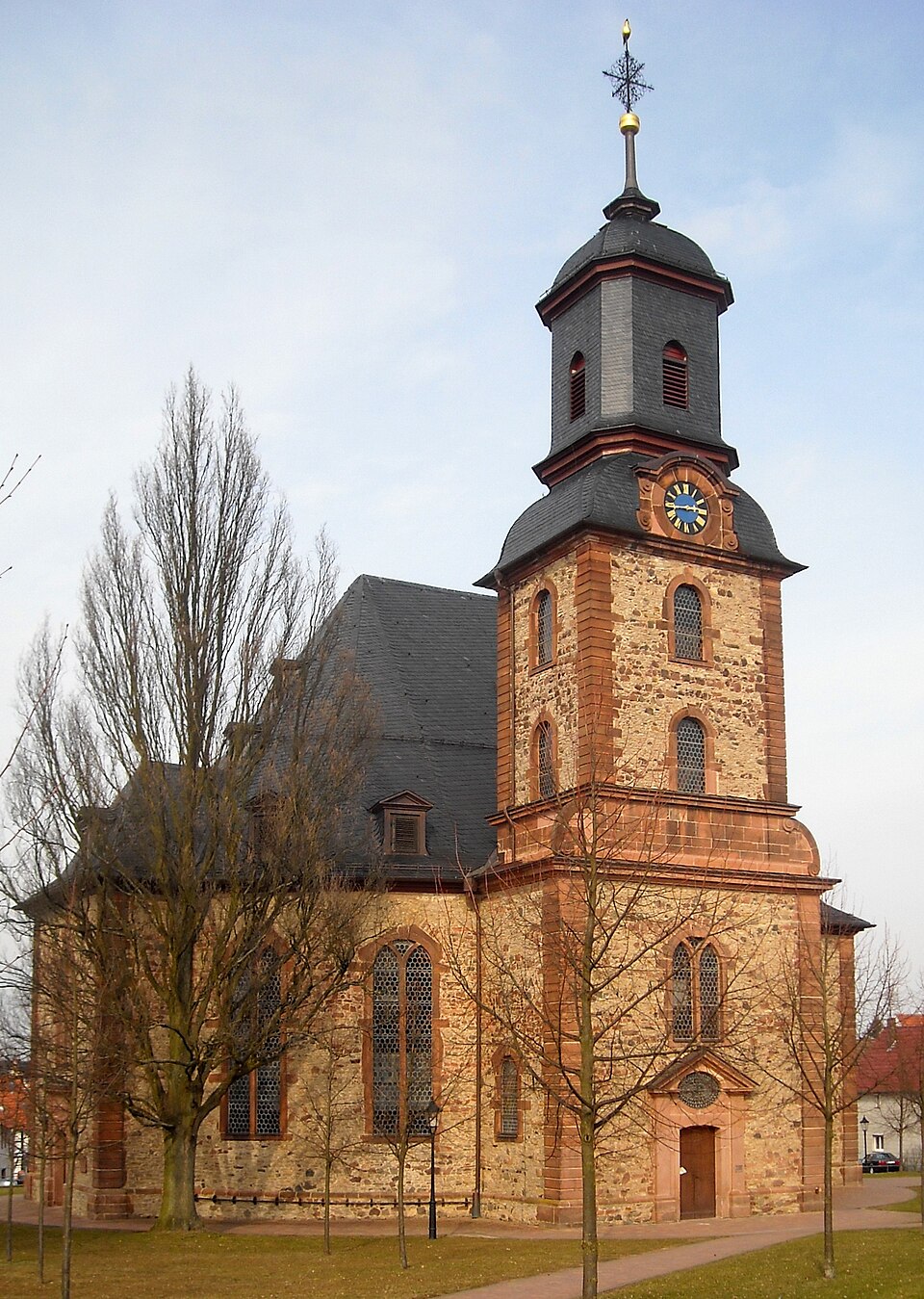 Fenster-Fachbetriebe in Langenselbold: Evangelische Kirche