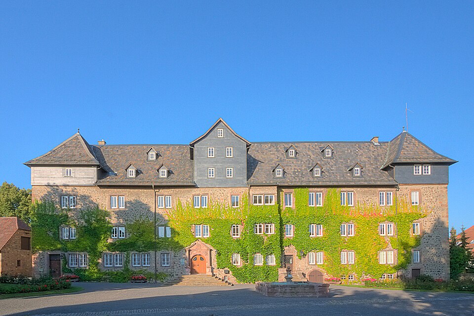 Fenster-Fachbetriebe in Lauterbach: Schloss – Foto: Sven Teschke Fenster-Fachbetriebe in Lauterbach: Schloss