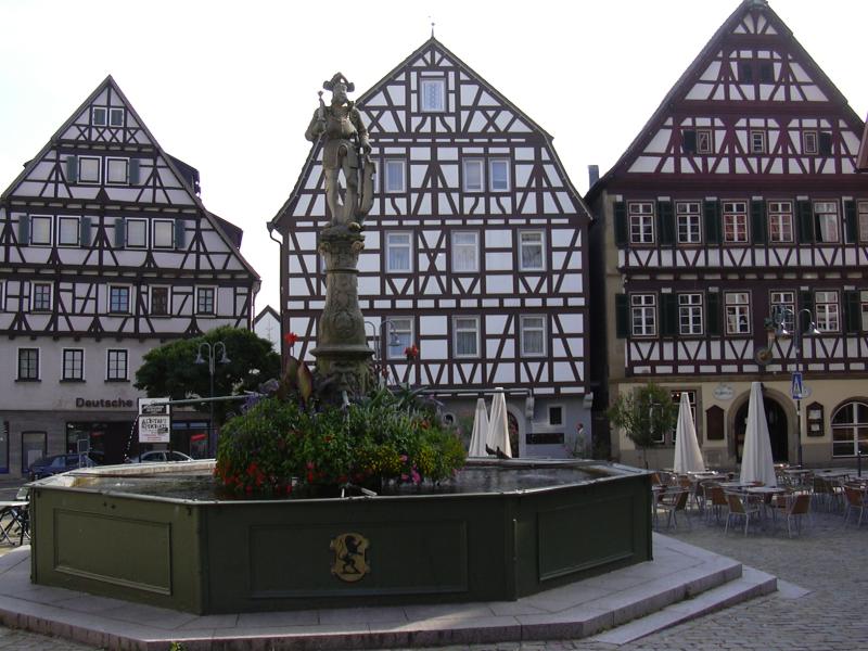 Fenster-Fachbetriebe in Leonberg: Stadtansicht – Foto: Wikimedia-Autor Fenster-Fachbetriebe in Leonberg: Stadtansicht